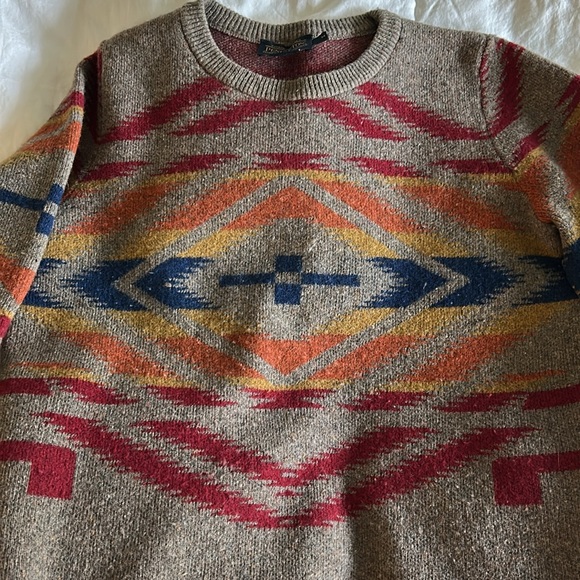 Pendleton Sweater - Picture 4 of 4